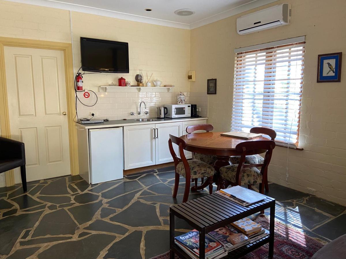 Battunga Cottages Watervale Екстер'єр фото