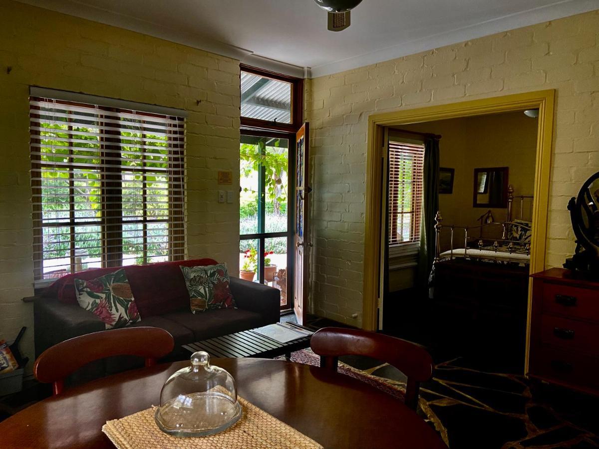 Battunga Cottages Watervale Екстер'єр фото